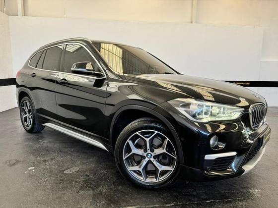 BMW X1 2.0 16V TURBO ACTIVEFLEX SDRIVE20I 4P AUTOMÁTICO BMW X1 2.0 16V TURBO ACTIVEFLEX SDRIVE20I 4P AUTOMÁTICO